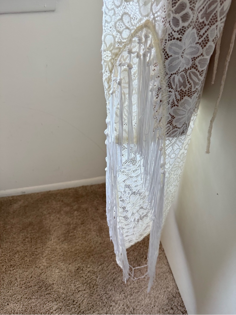 Endless Blu White Lace Slip Dress with Floral Overlay - Picture 5 of 6
